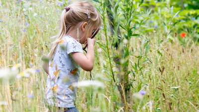 Kind in de natuur